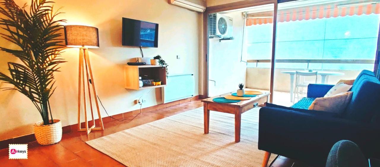 Grand Studio Azur Avec Terrasse - Vieil Antibes Buitenkant foto